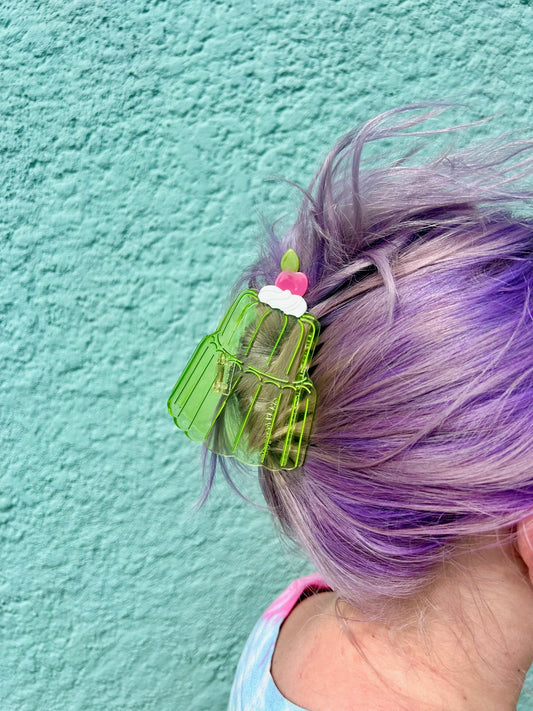 Jello Cake Hair Claw