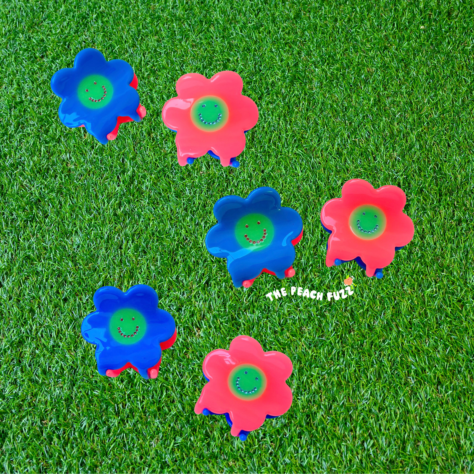 Mini Smiley Flower Hair Claw