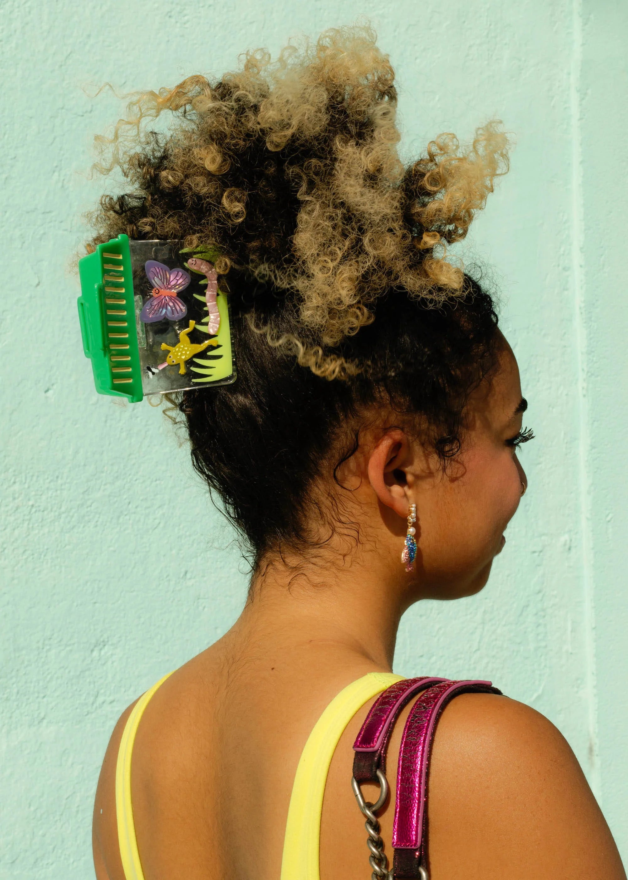 Bug Box Hair Claw
