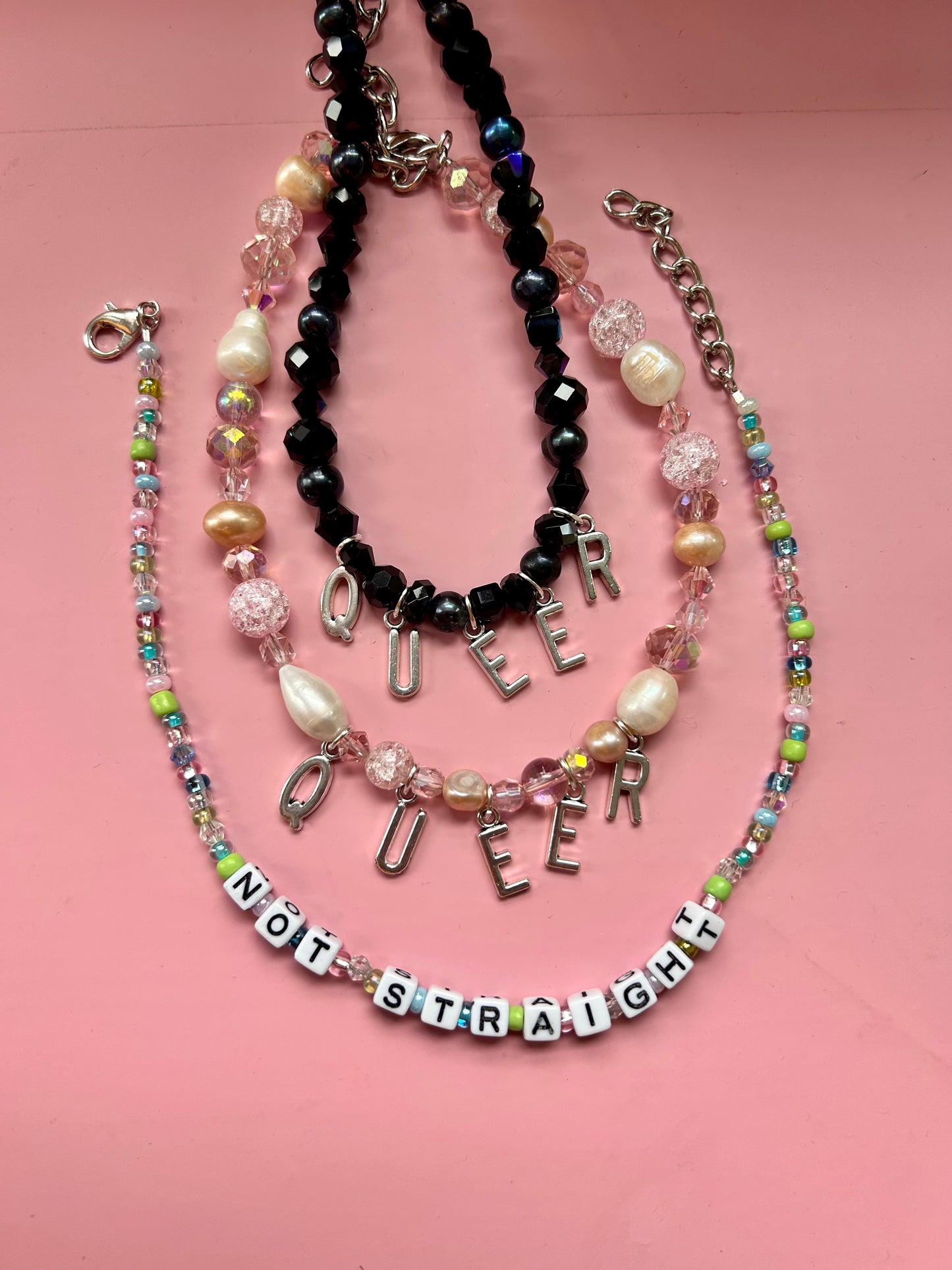 Queer Pearl Choker Necklace