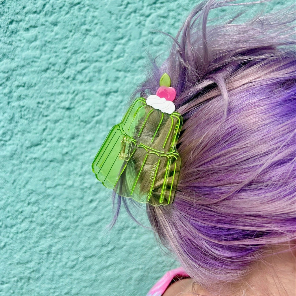 Jello Cake Hair Claw