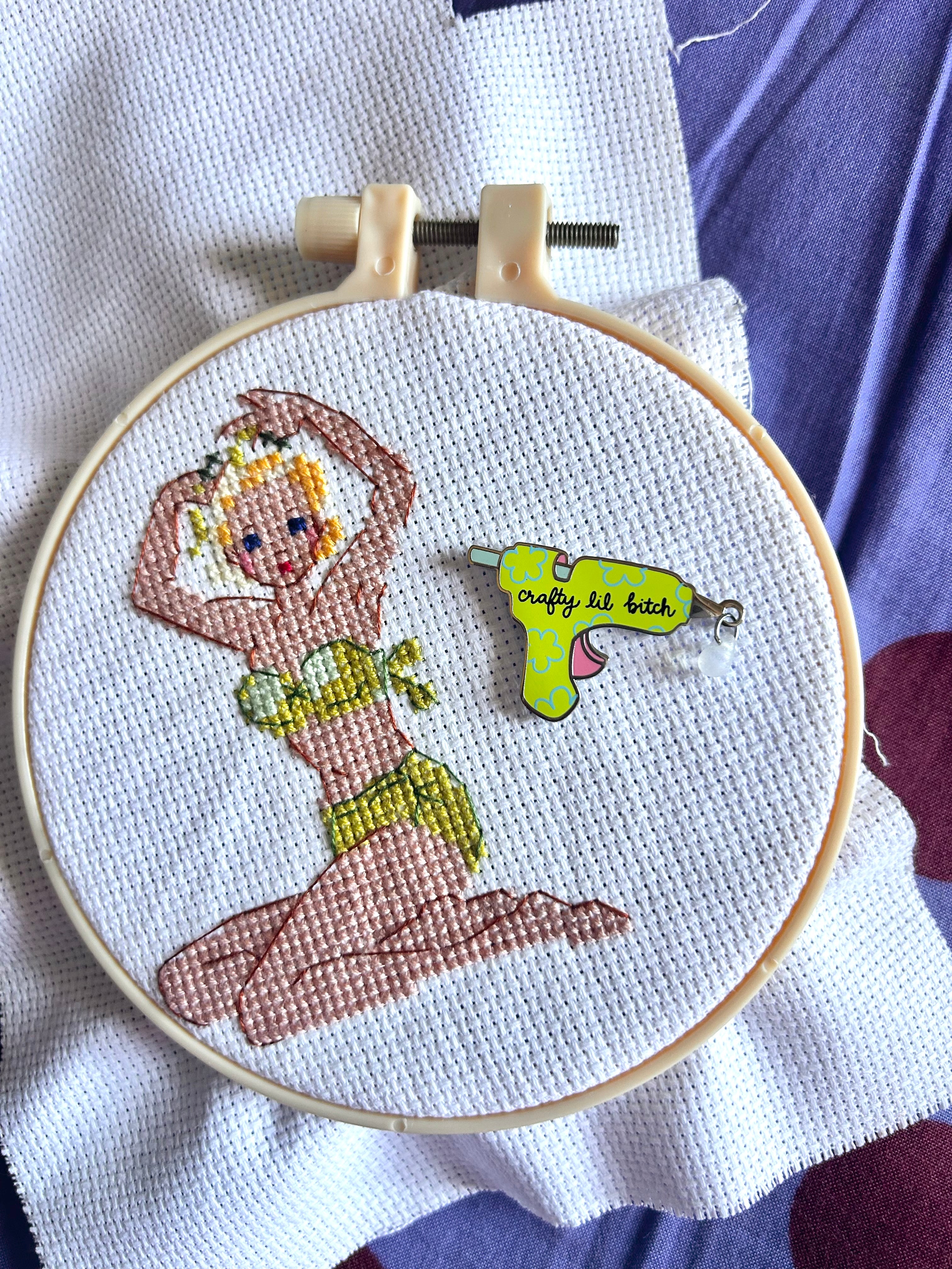 Crafty Lil Bitch Needle Minder