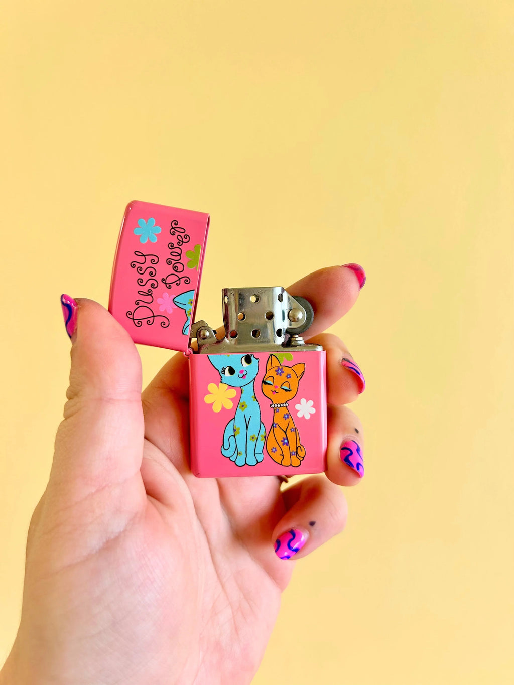 Pussy Power Refillable Lighter - The Peach Fuzz