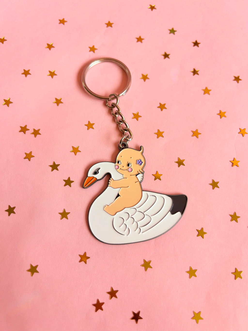 Kewpie Swan Keychain - The Peach Fuzz