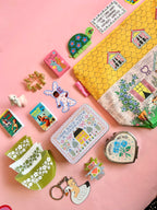 Kewpie Swan Keychain - The Peach Fuzz