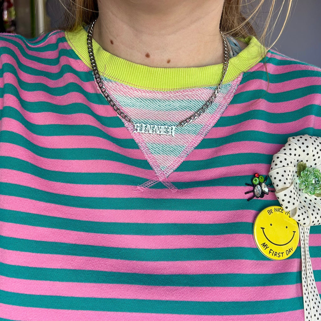 Sinner Nameplate Necklace - The Peach Fuzz