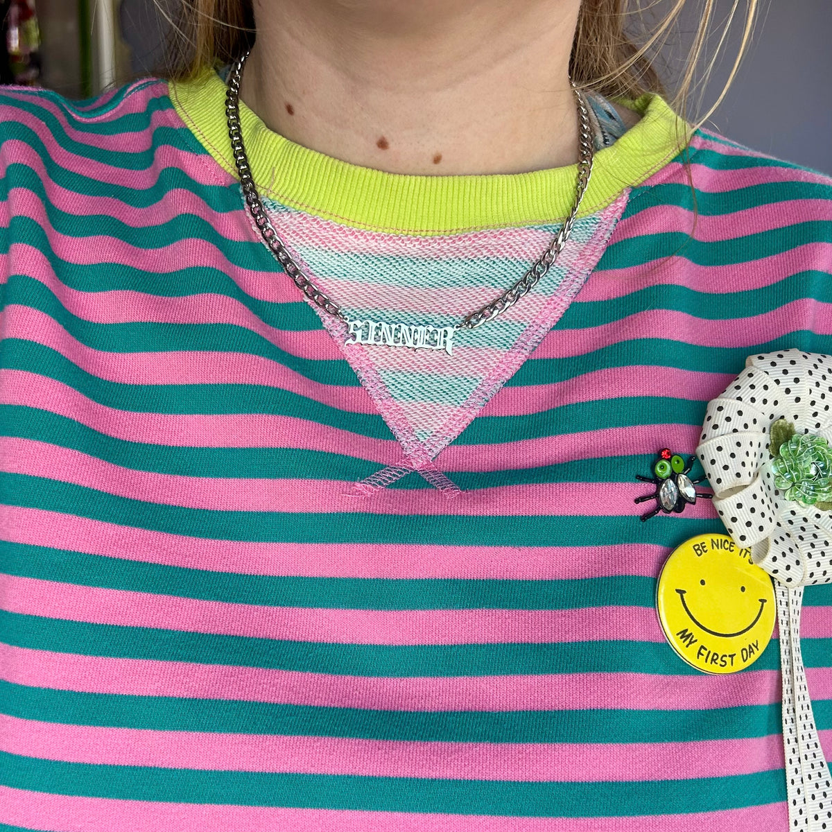 Sinner Nameplate Necklace - The Peach Fuzz