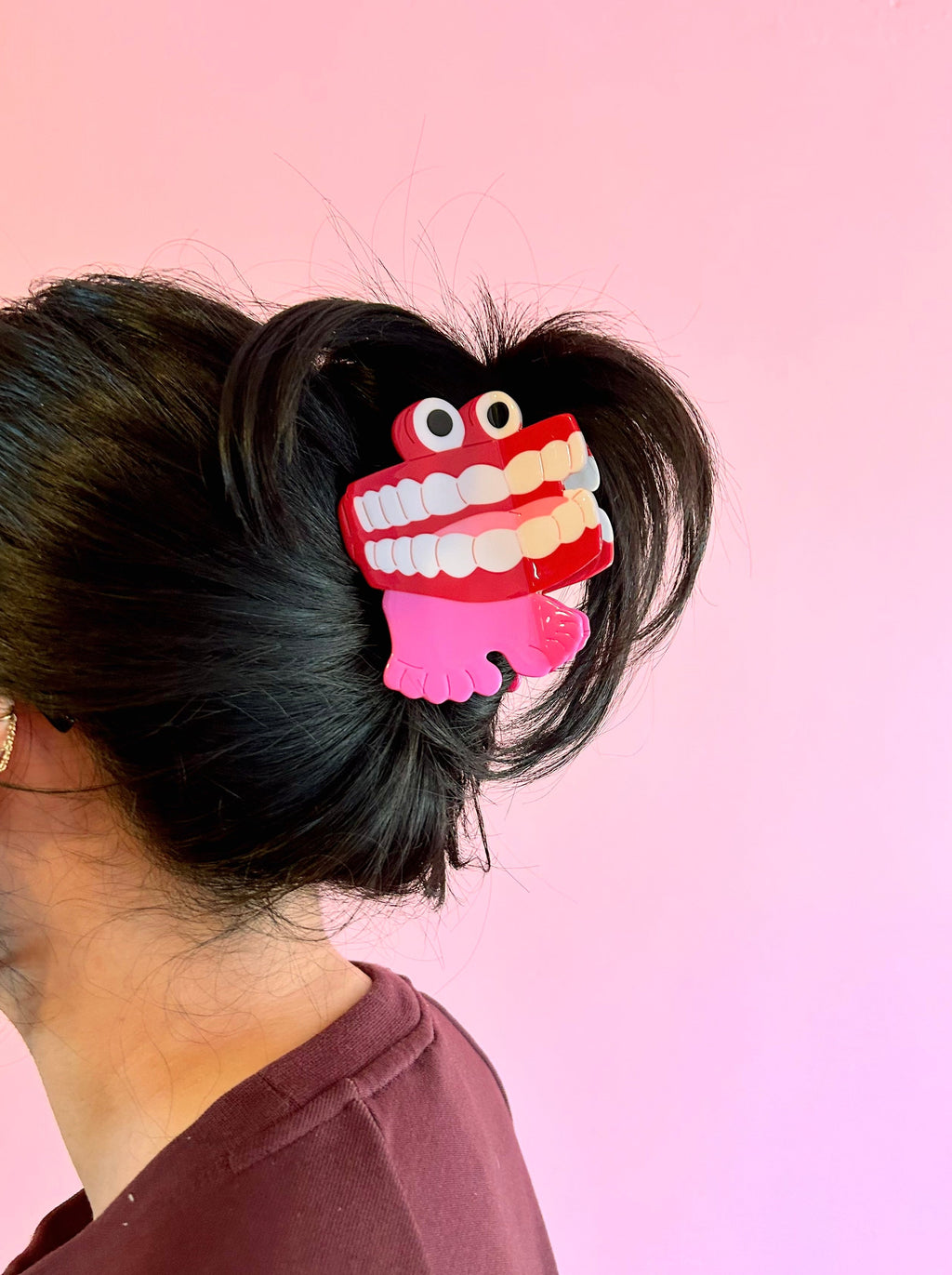 Chatter Teeth Hair Claw - The Peach Fuzz