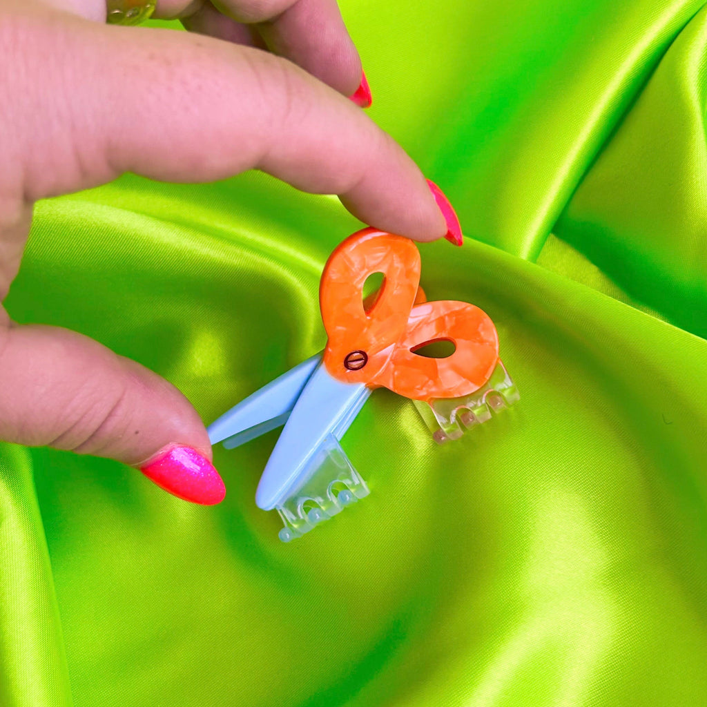 Mini Scissors Hair Claw