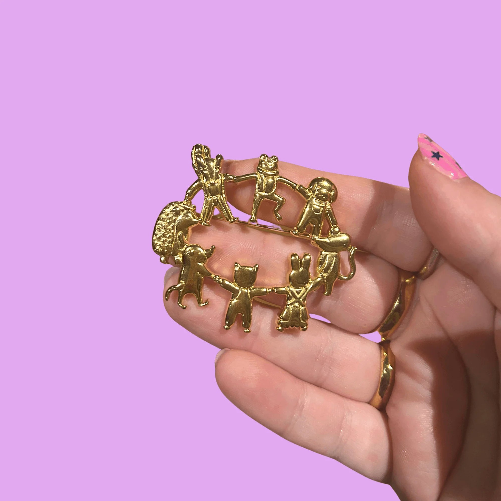 Critter Brooch - The Peach Fuzz
